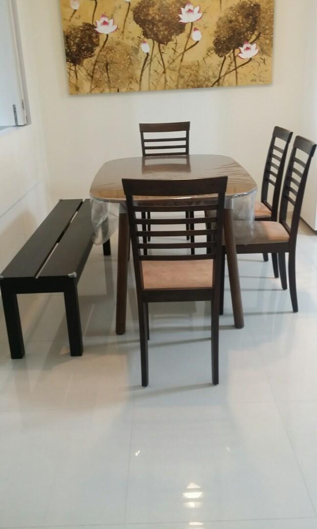 Selling Dining Room Set - China Amazon Hot Selling 8 Mm Black Tempered Glass Top Square Dining Table Set With Metal Legs With 4 Chairs China Living Room Furniture Home Furniture : Whether you prefer something traditional or transitional, the dining table set of your dreams is within your grasp.
