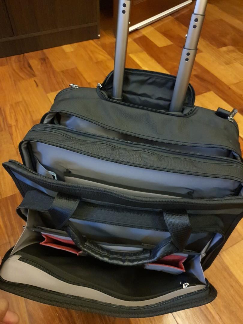 Victorinox laptop bag roller, Men's Fashion, Bags, Briefcases on Carousell