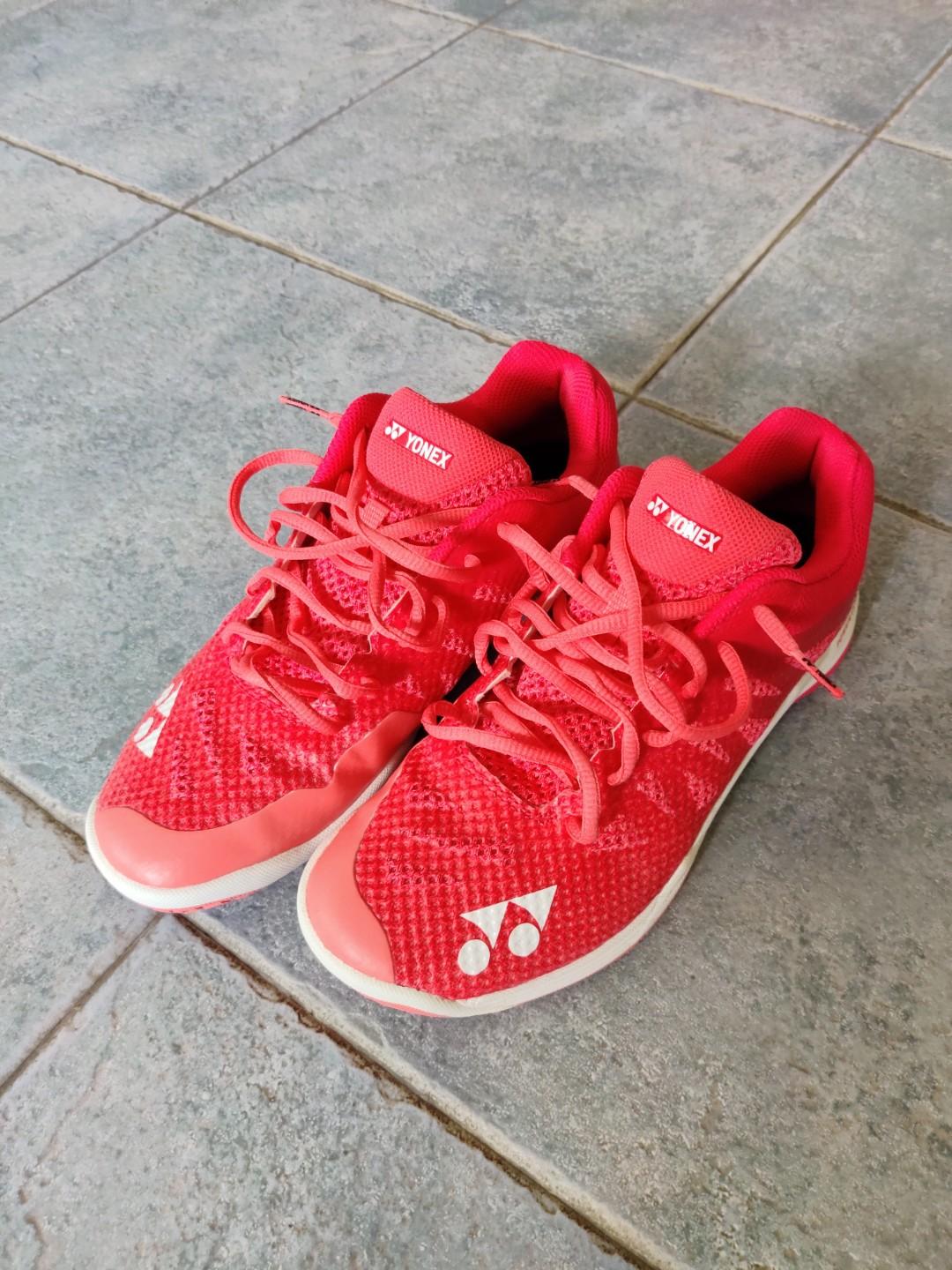Womens Badminton Shoes Yonex Aerus 3 Almost New