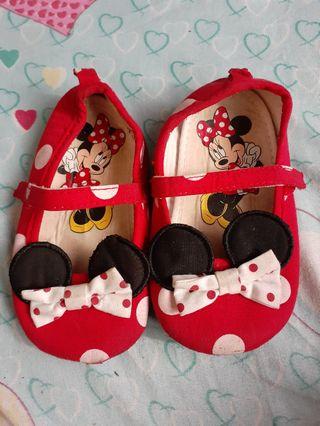 Minnie mouse shoes