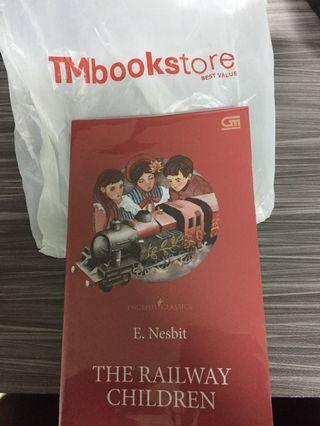 Novel the railway children / novel import / novel english