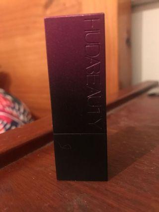 Huda beauty power bullet limited edition lipstick