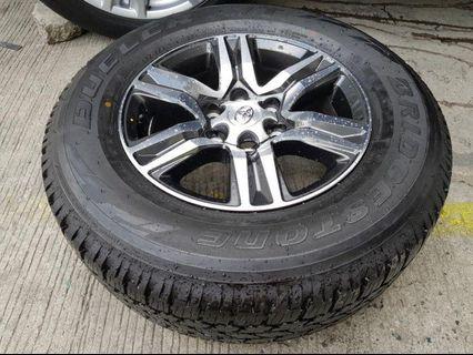 Fortuner Mags rims Dunlop Tires 17 spare tire