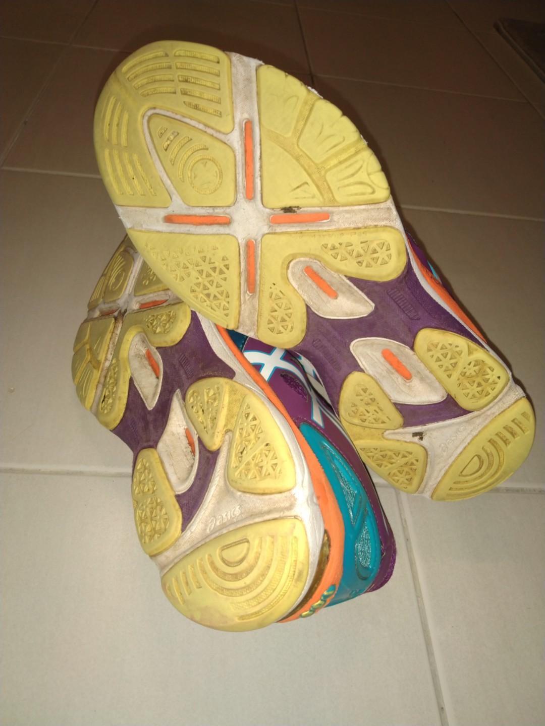 asics gel netburner super 5