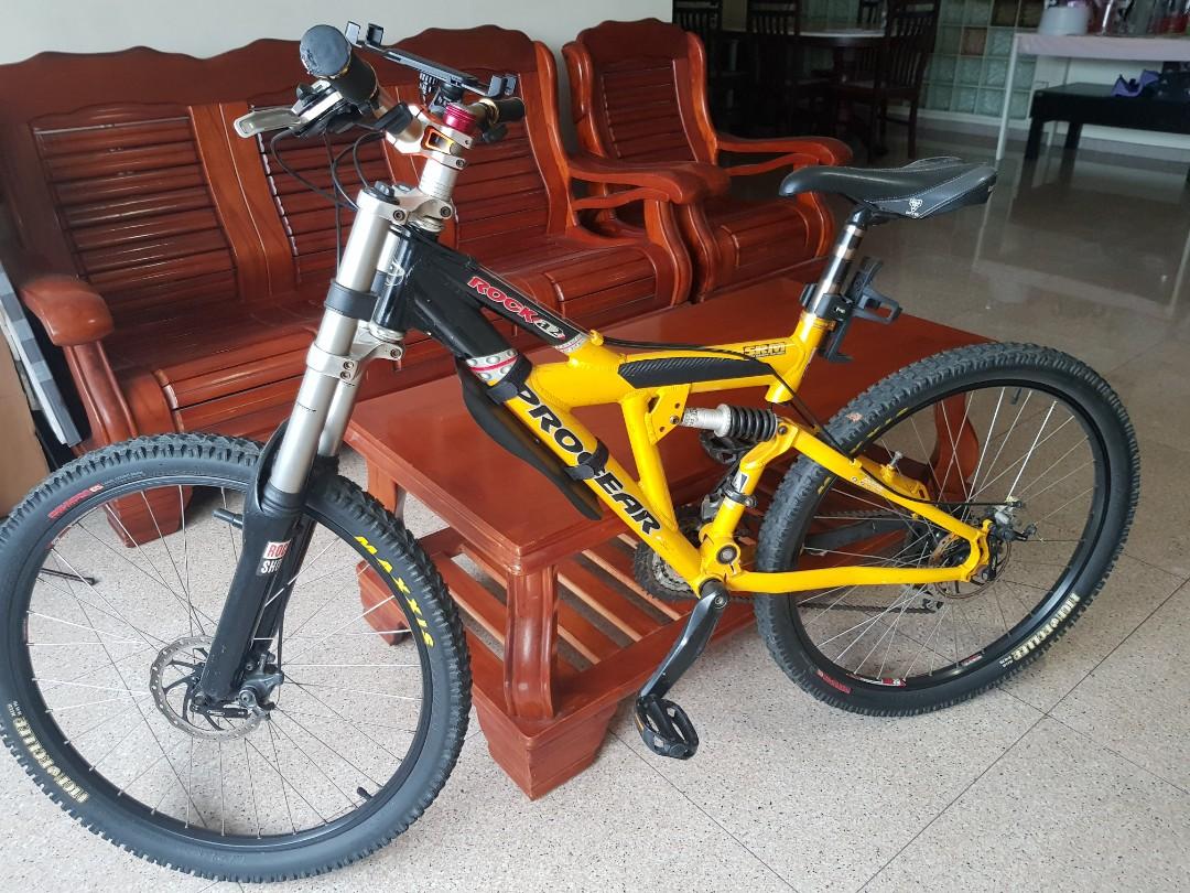 full suspension mountain bike enduro