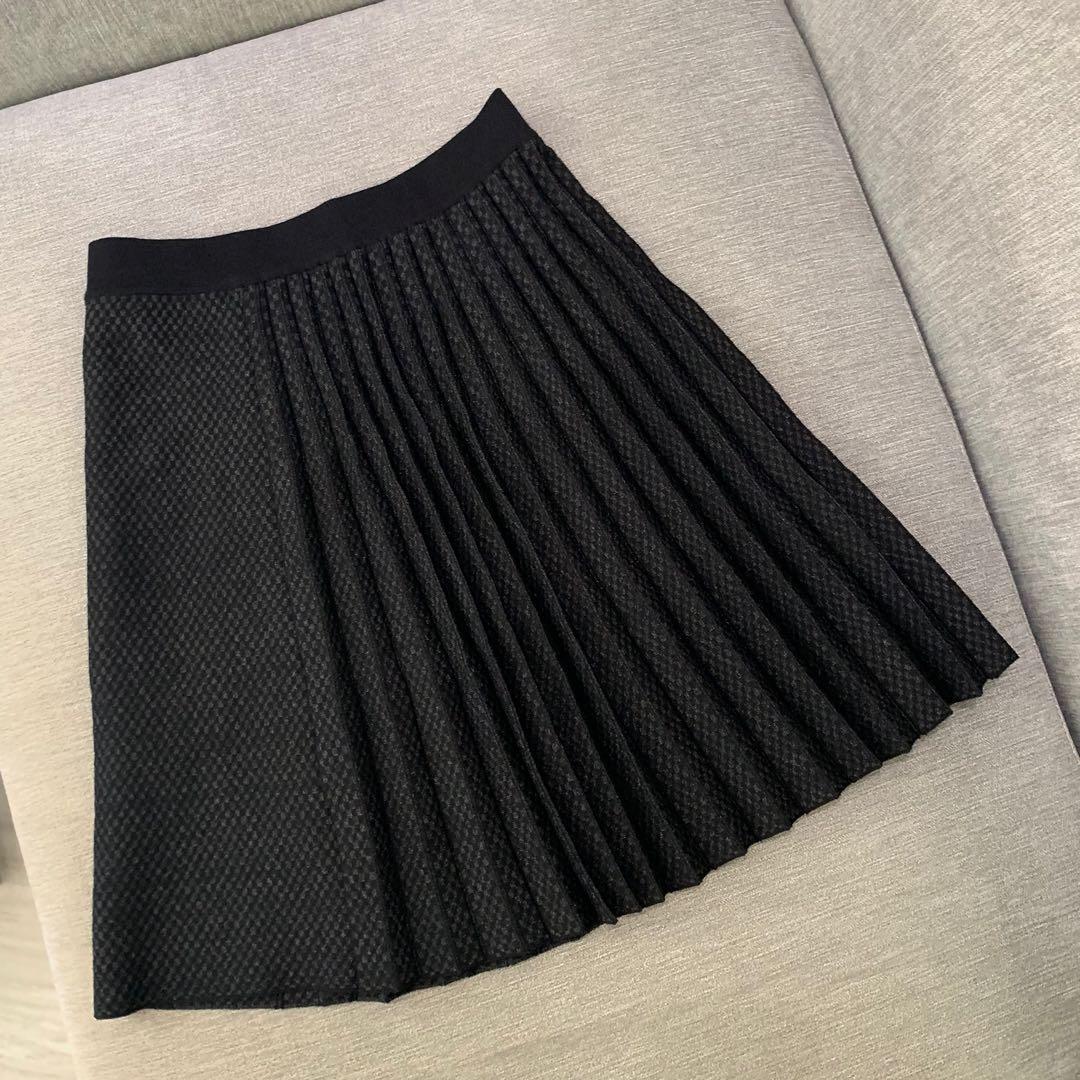 Half Pleated Knit Skirt with Elastic Waist Band Women s Fashion