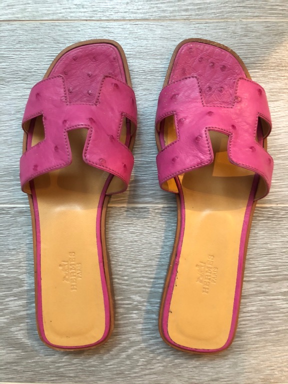 Hermès Ostrich Oran Sandals - Pink Sandals, Shoes - HER166710