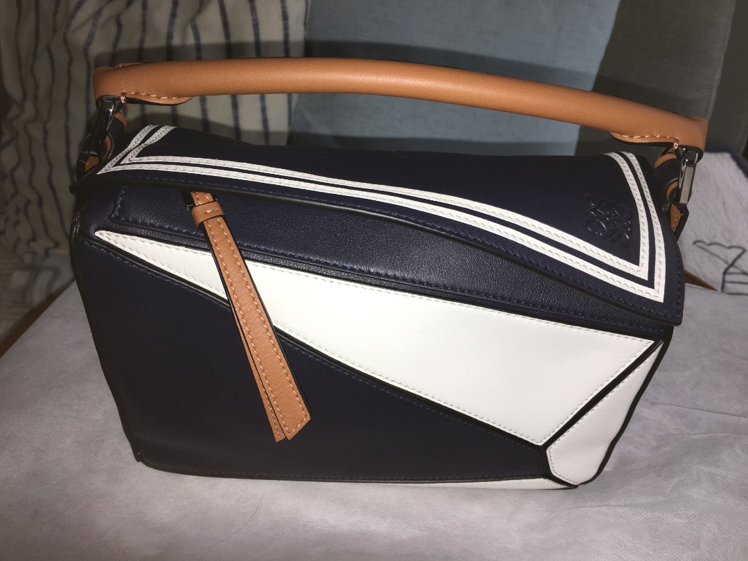 Loewe shop puzzle sailor