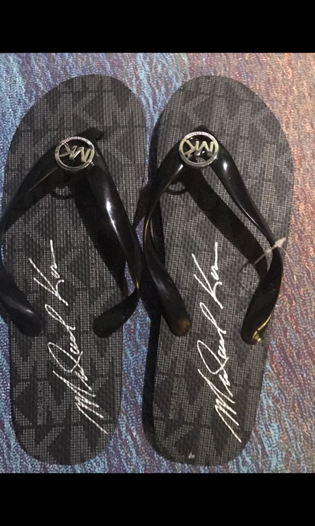 MICHAEL KORS SLIPPERS, Women's Fashion, Footwear, Flats & Sandals on