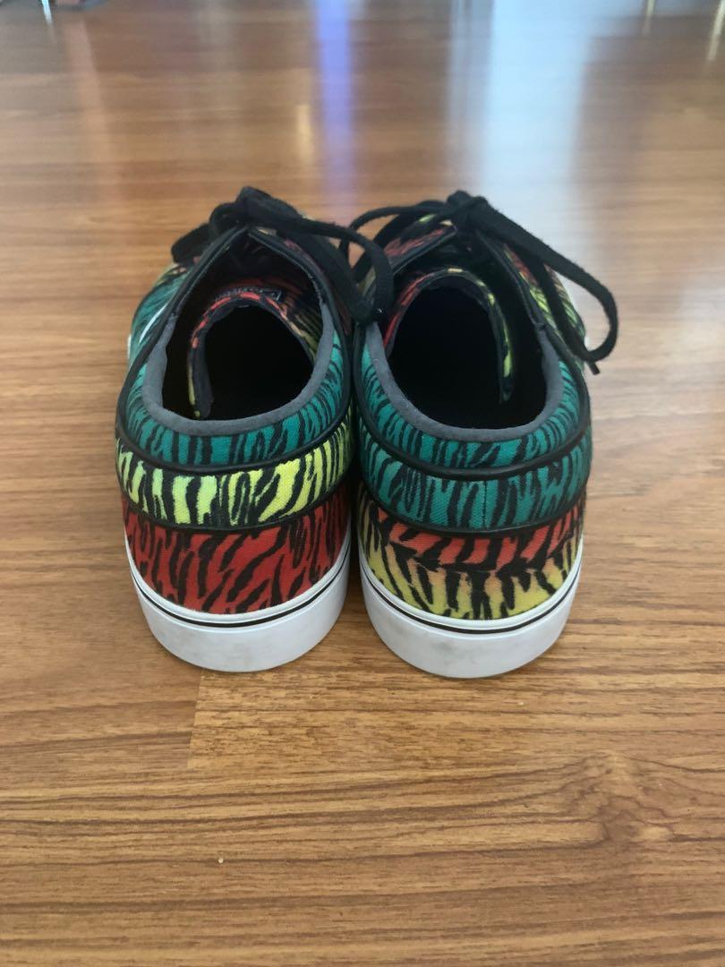 Nike Janoski Tiger Camo Size 12 US (Category: Sneakers) located in San Juan City. Submitted by dylanmag00 (Listing ID 282174754, Image 3). Description: •size: 12 US •condition: 8.5-9/10 (slightly used, extremely minimal to zero sole seperation - just an old pair) •no more box, can provide a replacement box •rfs: unloading •slightly negotiable •meetups and shipping/delivery (at buyer’s expense) •text/call for more meetup locations.
