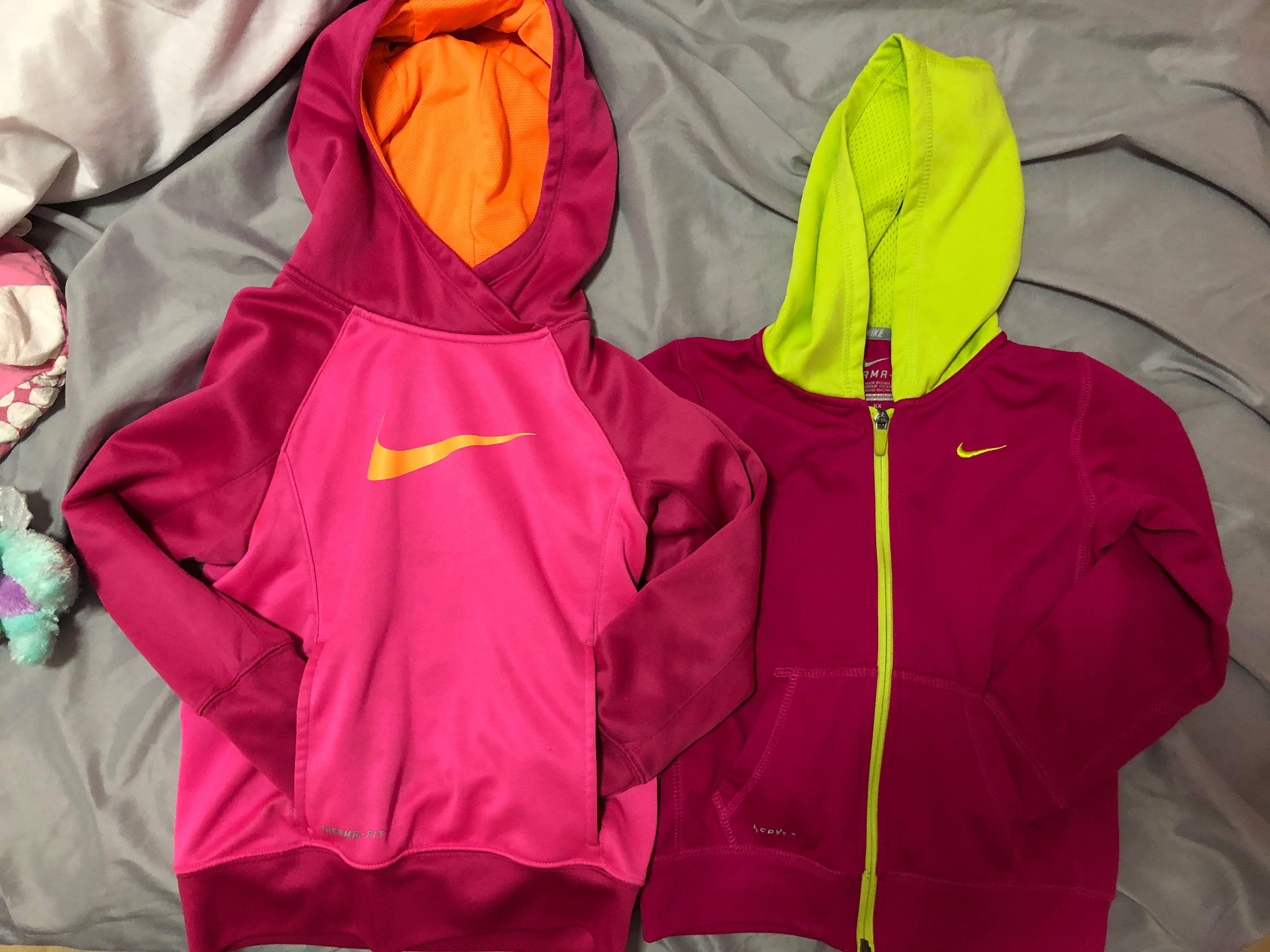 nike therma hoodie red