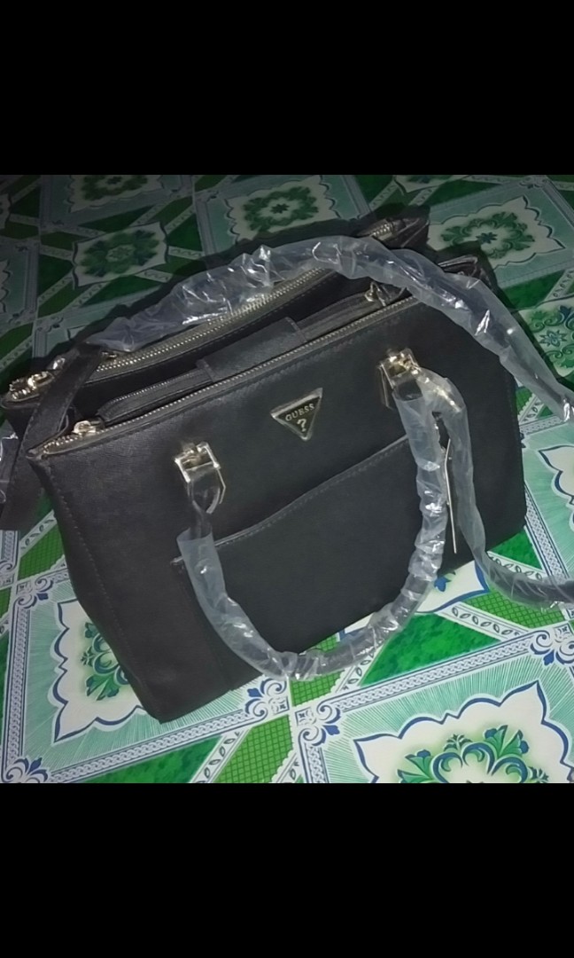 How to identify clearance original guess bag