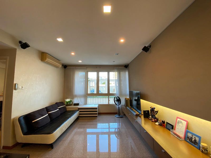 (Category: ) located in . Submitted by davezhng (Listing ID 282230373, Image 1). Description: .