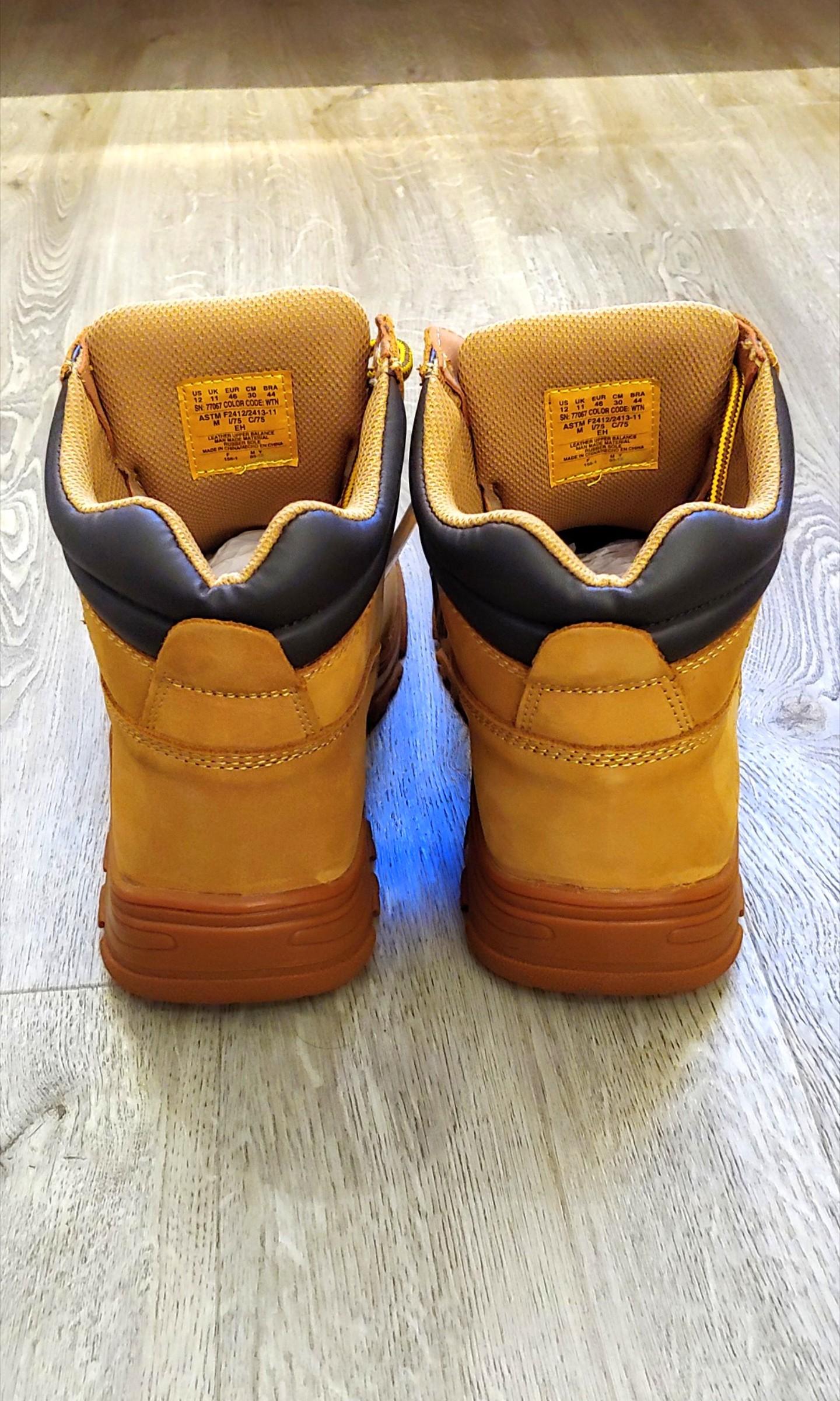 Skechers 77067 2025