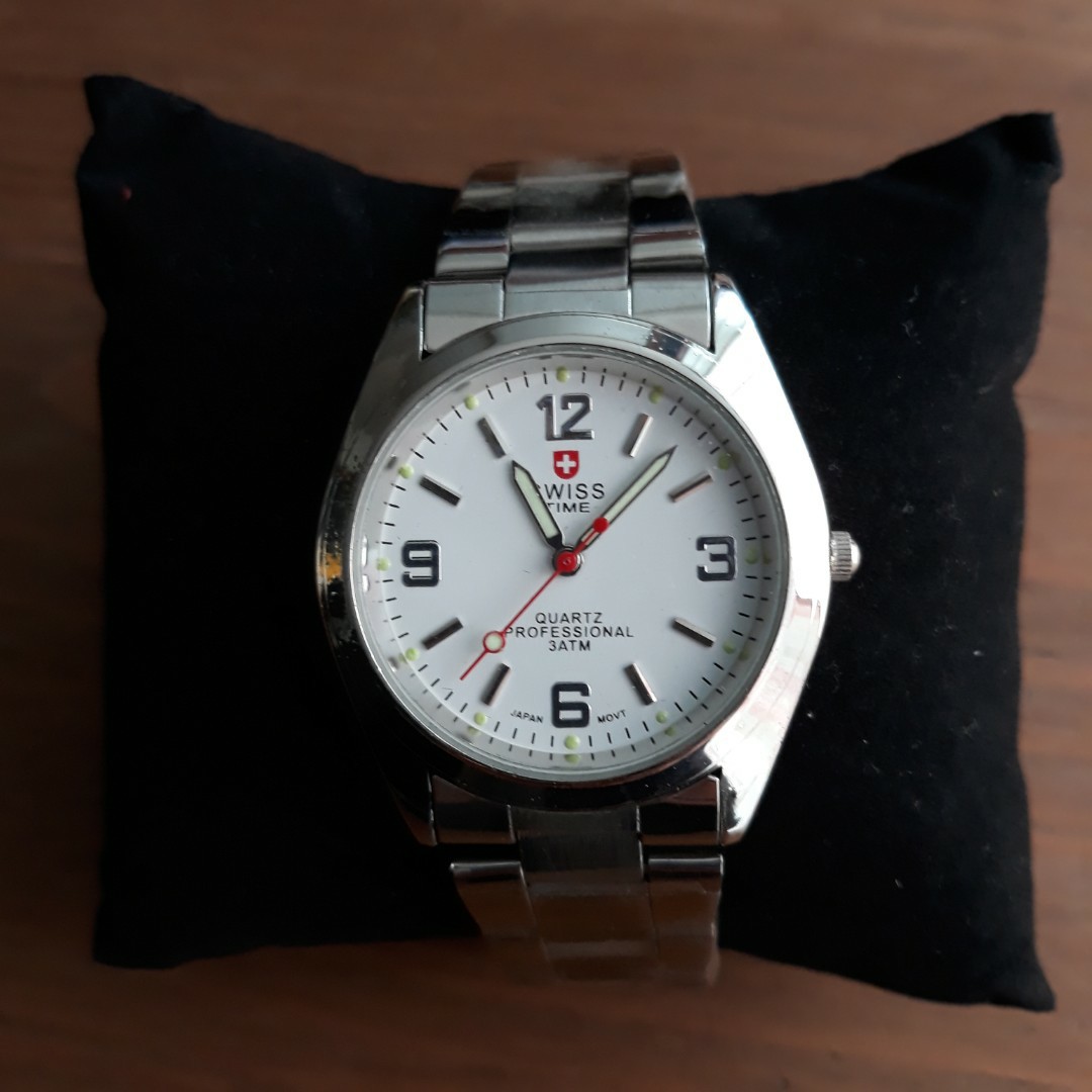 Swiss time discount quartz watch