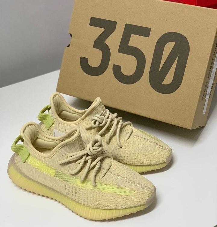 ID One Brother Yan V Asia ADIDAS YEEZY BOOST V2 Limited 3.0 Flax Flax .