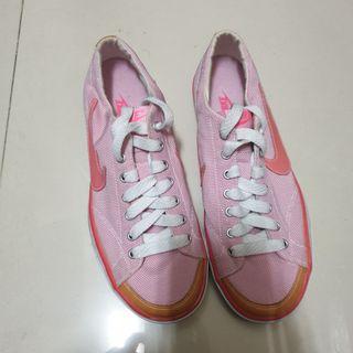 NIKE 帆布鞋
