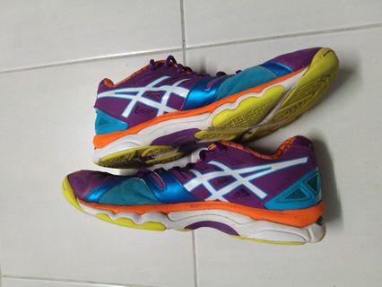 asics klcc