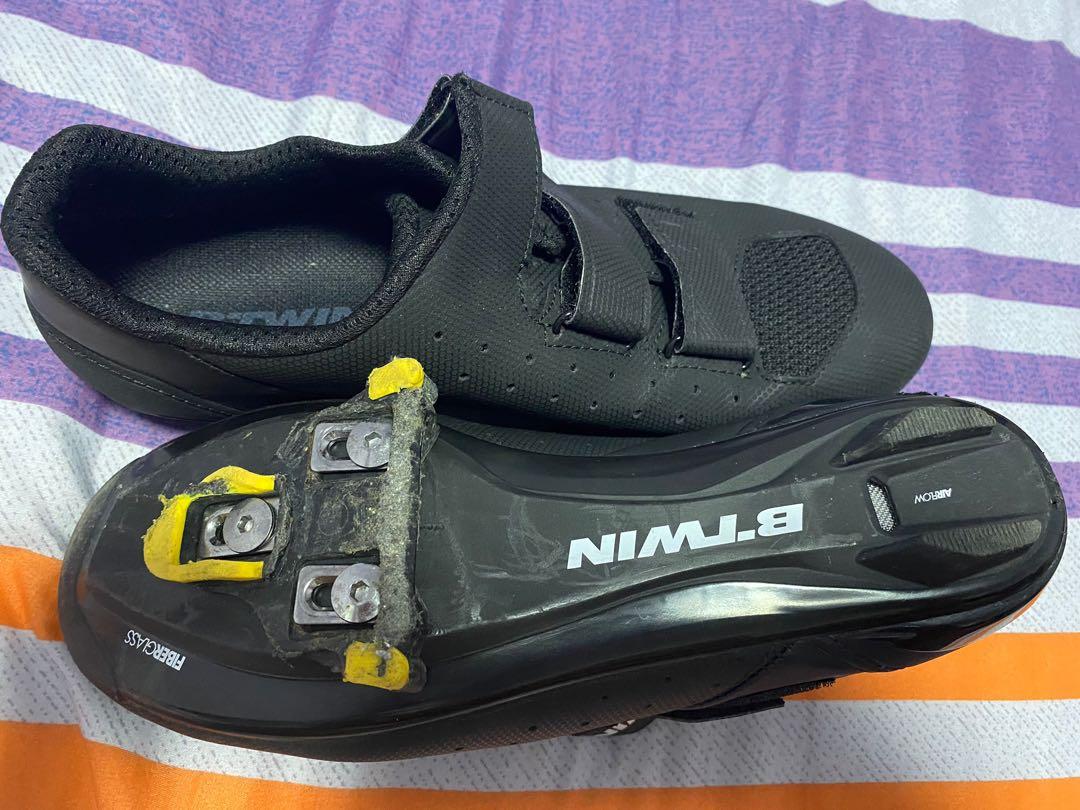 btwin cleats