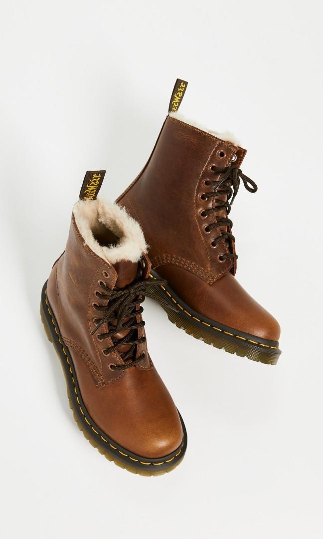 Dr. martens men's store 1460 butterscotch combat boot