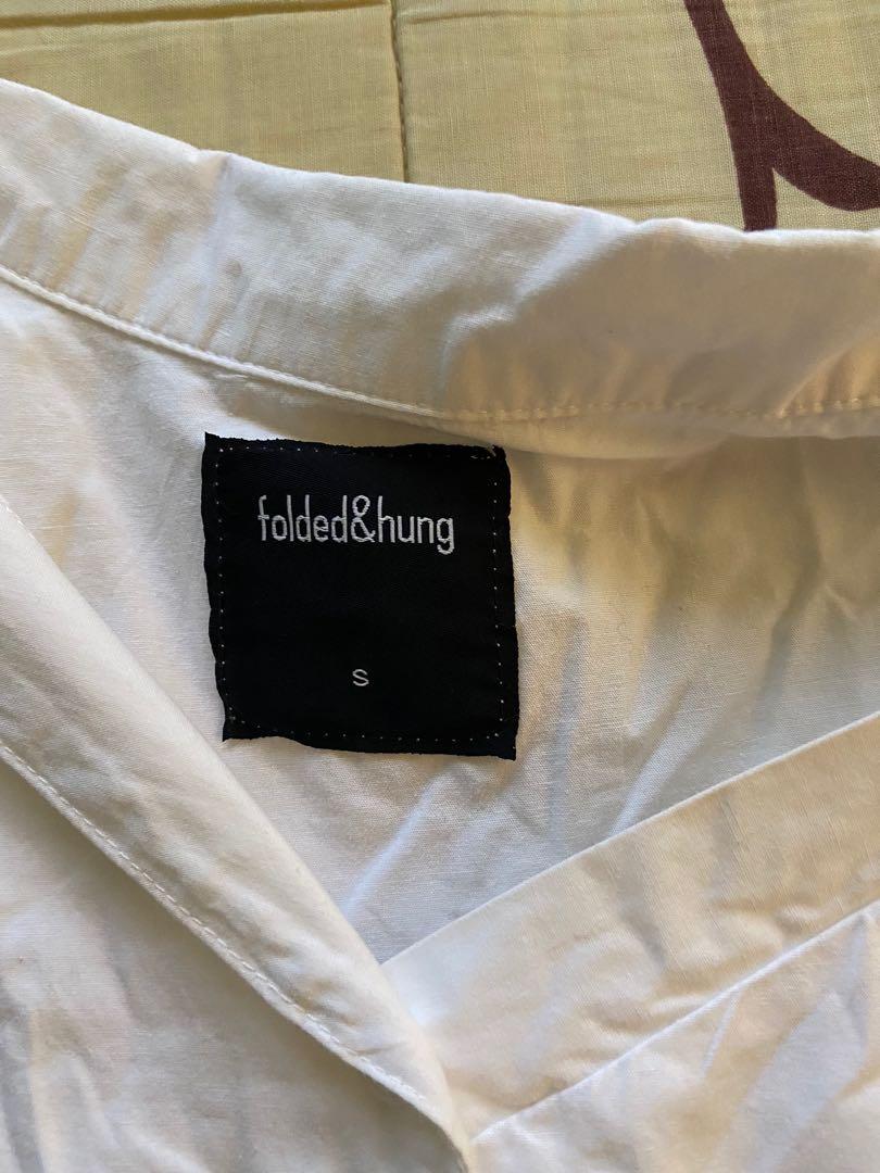 Folded & Hung White Polo (Category: Longsleeves) located in Manila. Submitted by secondasnew_ (Listing ID 282361691, Image 2). Description: Fits S-M.