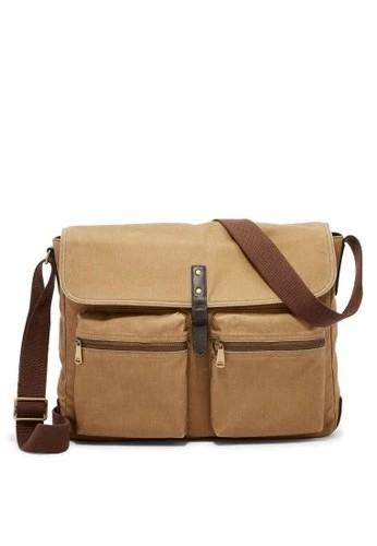 Buckner messenger bag top