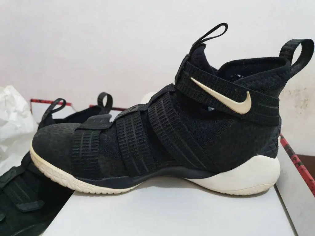 harga nike lebron soldier 11