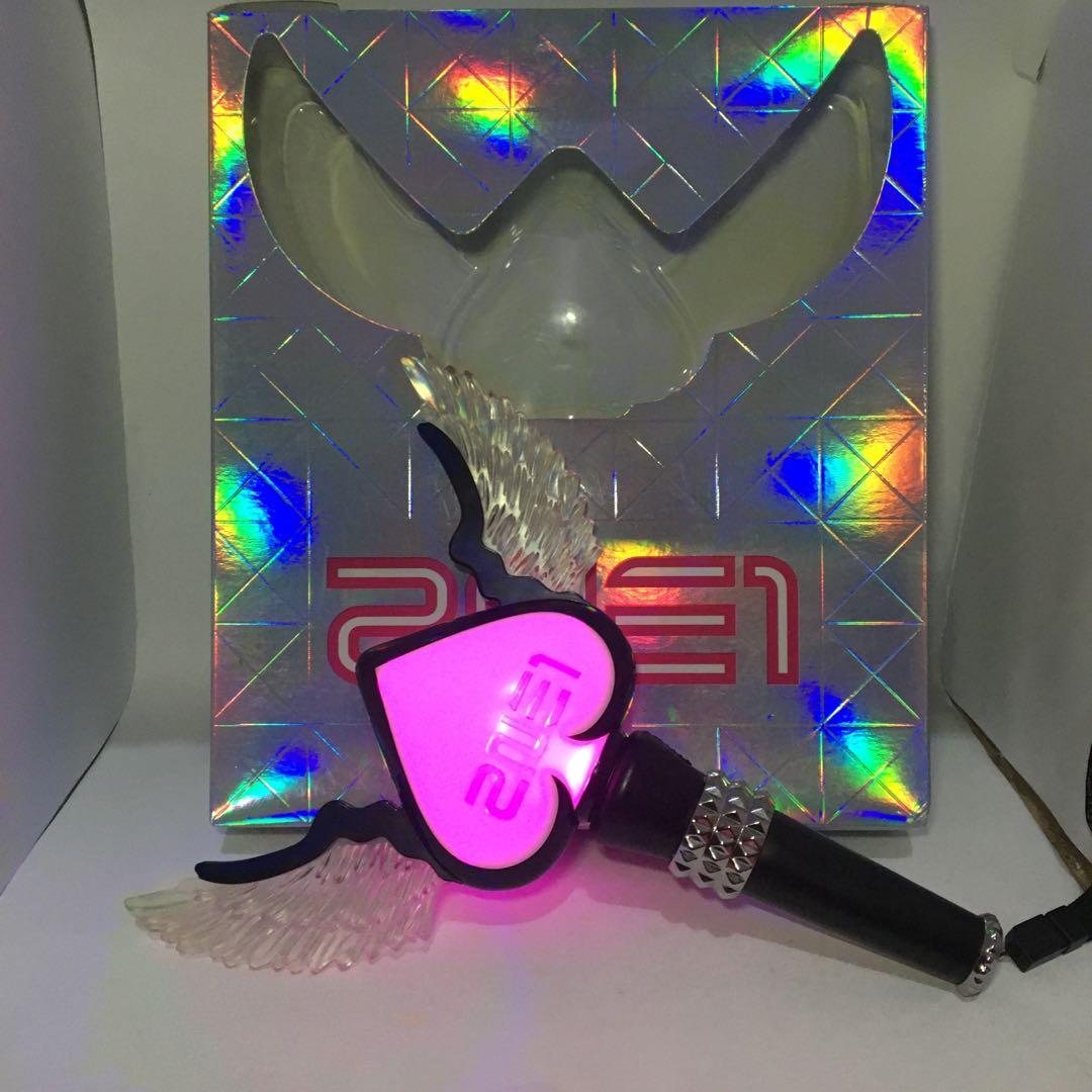 2Ne1 Japan Lightstick Ver 1 - 1 Pc, Hobbies & Toys, Memorabilia &  Collectibles, K-Wave On Carousell