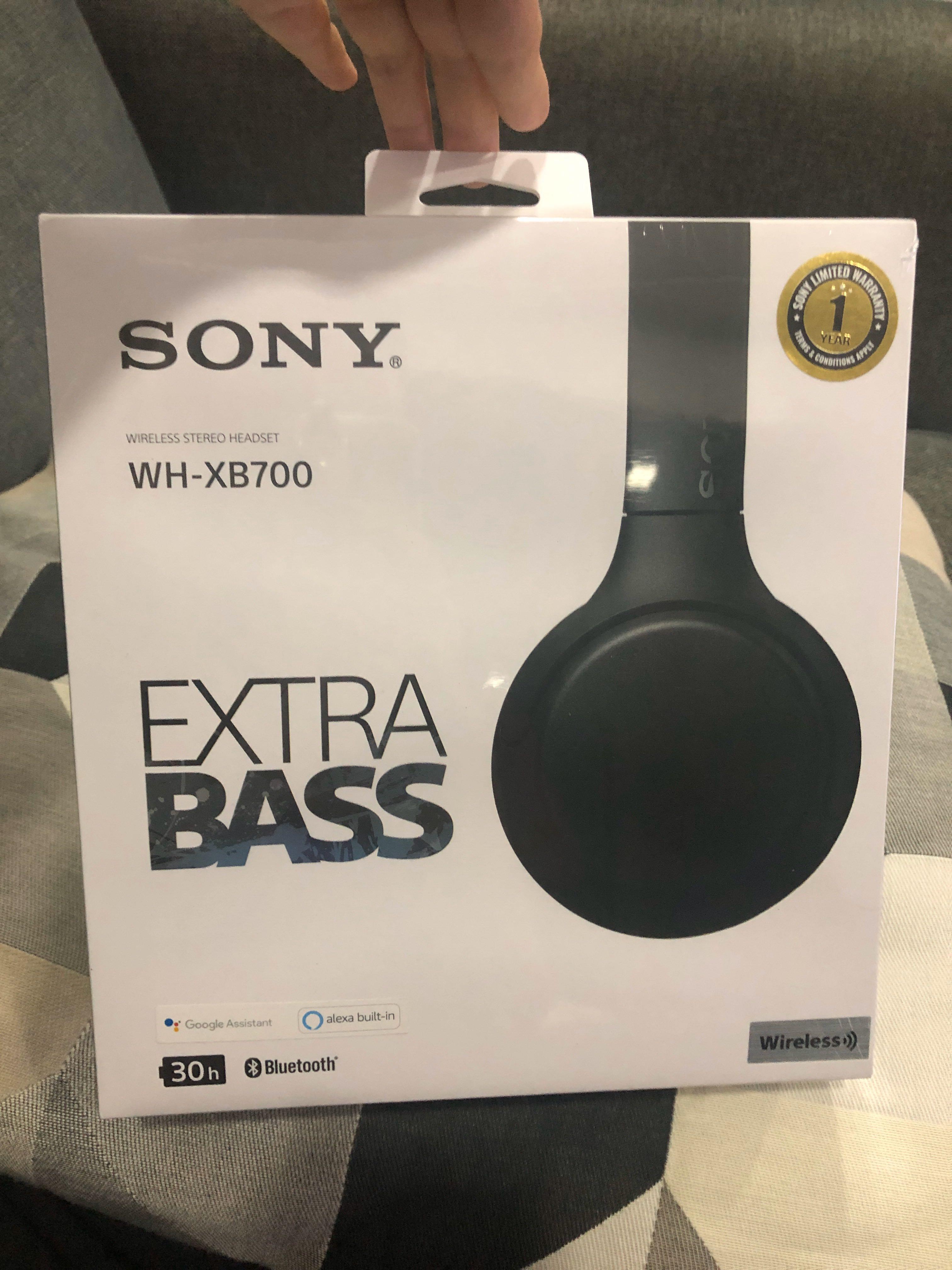 Sony Wireless Stereo Headphones WHCB700, Audio, Headphones & Headsets