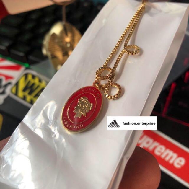 supreme libertad chain gold