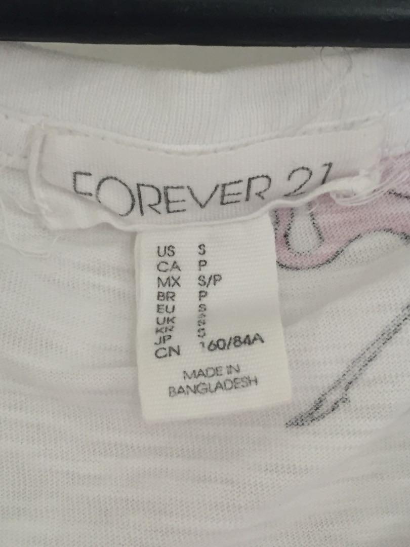 White Forever 21 Flamingo Print Top (Category: Sleeveless) located in Cainta. Submitted by smb07 (Listing ID 282348012, Image 2). Description: 👚 Product: White Forever 21 Flamingo Print Top 🧥 RFS: I no longer use this top, but it is still in very good condition, presko and light 👗 Used: About 10 times 👒 Meet-up: Robinsons Metro East, Sta. Lucia East, SM East Ortigas; cash payment 🧦 Items are all AUTHENTIC, NON-REFUNDABLE, AND WILL COME WASHE