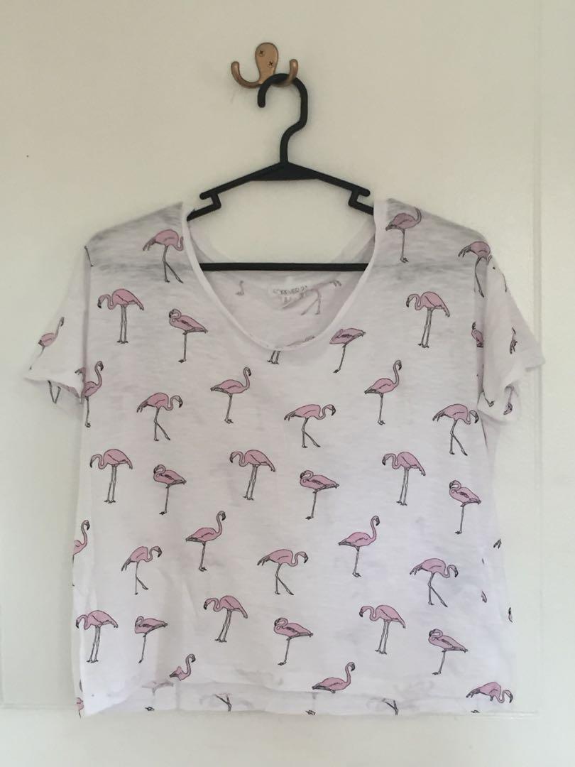 White Forever 21 Flamingo Print Top (Category: Sleeveless) located in Cainta. Submitted by smb07 (Listing ID 282348012, Image 1). Description: 👚 Product: White Forever 21 Flamingo Print Top 🧥 RFS: I no longer use this top, but it is still in very good condition, presko and light 👗 Used: About 10 times 👒 Meet-up: Robinsons Metro East, Sta. Lucia East, SM East Ortigas; cash payment 🧦 Items are all AUTHENTIC, NON-REFUNDABLE, AND WILL COME WASHE