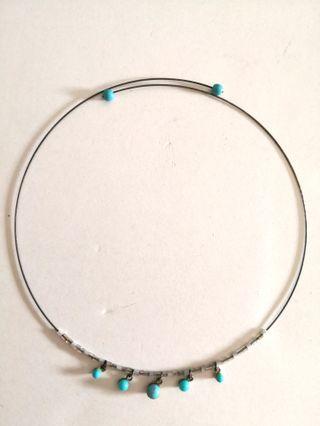 PRELOVED Womens Stiff Choker Collar Ring With Tiny Turquoise Blue Beads Fashion Pendant / Necklace - just like new condition