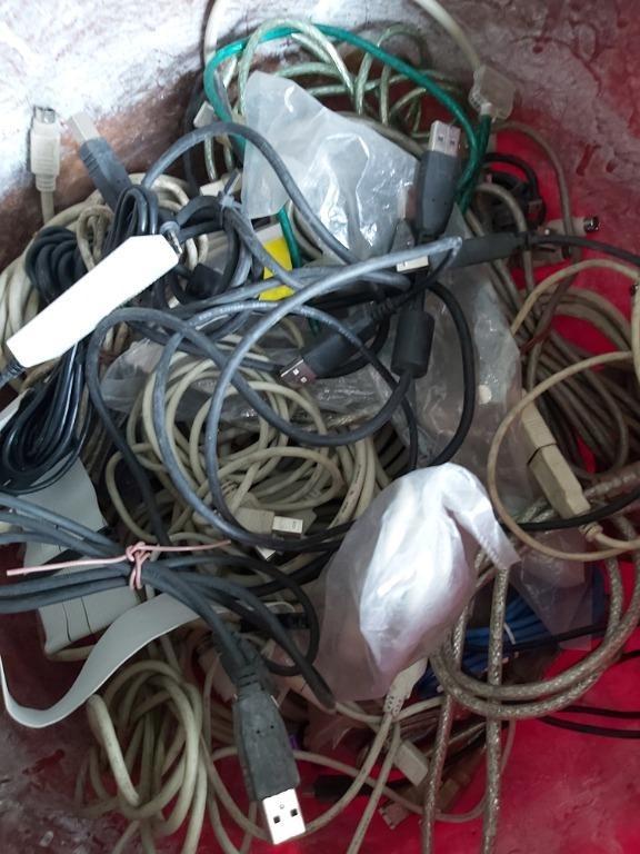 Assorted Computer Wire USB Data Cable @ P250-500Each (Category: Computer Parts) located in Angeles City. Submitted by edjazmin (Listing ID 282563861, Image 3). Description: Assorted Computer Wire USB Data Cable @ P250-500Each Stock/Used Item Has No Further Testing Good working condition Buy now!!! Selling as is Pls Self Inspect ------------------------------------------ Viewing: No. 544 Acacia St. Dona Belen Subdivision Sto. Cristo Angeles city P