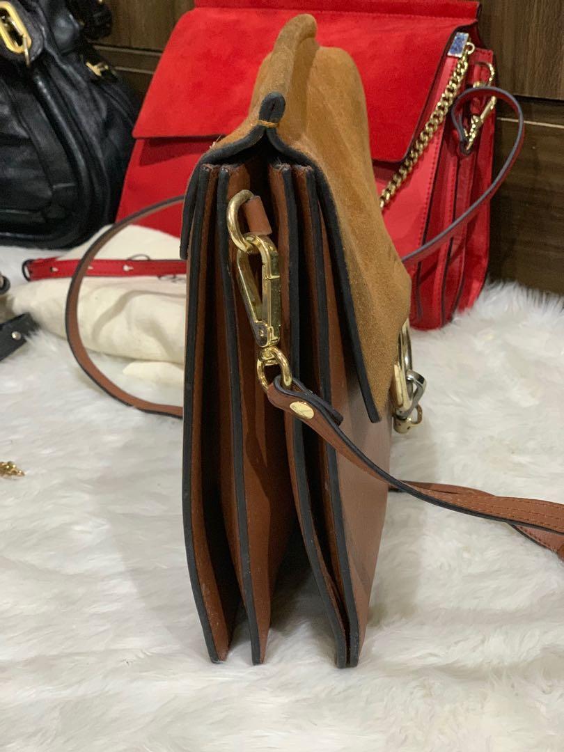Authentic Chloe Faye Brown Large (Category: Luxury Bags & Wallets) located in Tuguegarao City. Submitted by bag.lover. (Listing ID 282610694, Image 3). Description: Authentic Chloe Faye Brown Large In Good Condition 👌🏻Gold Hardware (Not faded) 👌🏻Clean in & out(looks new ang interior 👌🏻Holo and Serial attached ❗️with generic dustbag.