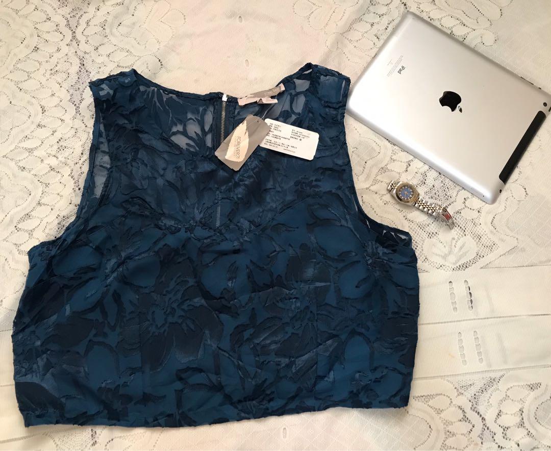 Brandnew Forever 21 crop top see through (Category: Others Tops) located in Makati City. Submitted by baesjc (Listing ID 282561826, Image 1). Description: Large size Brandnew You can also shop on my Shopee account for COD Jeannebaes #fashionislove #sustainableclothing.