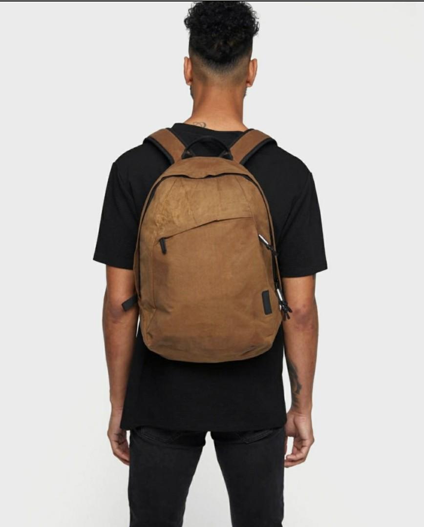 Crumpler store idealist backpack