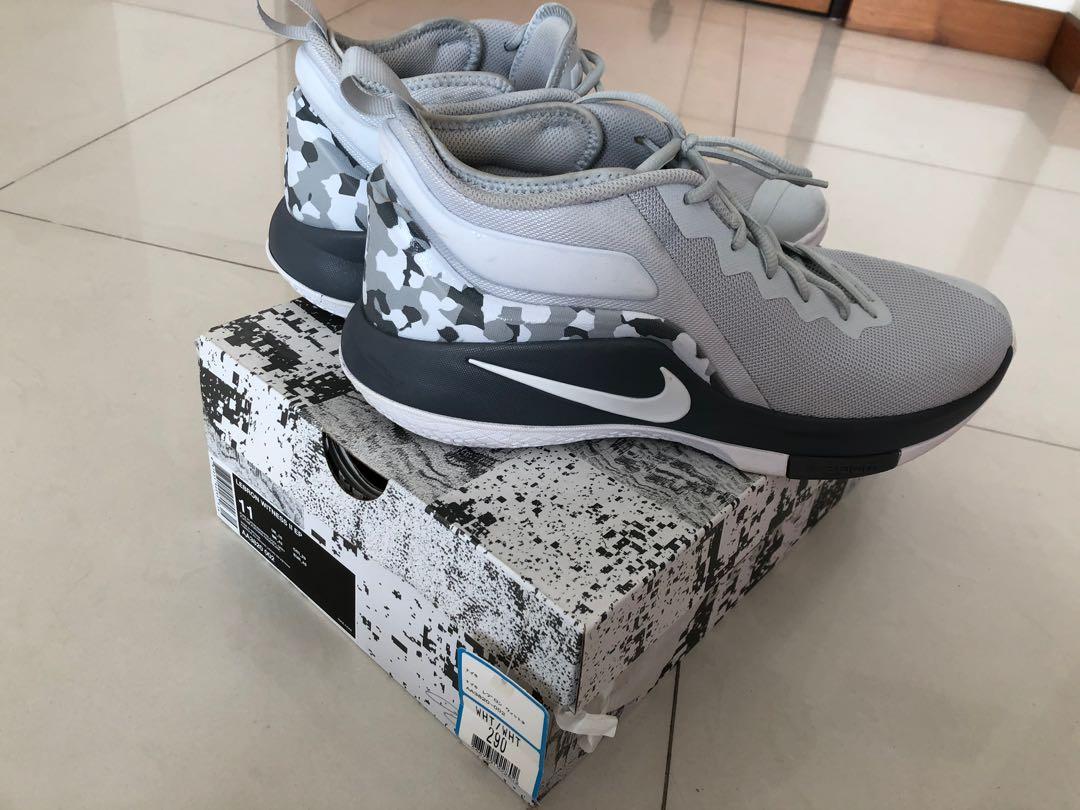 lebron witness 2 grey