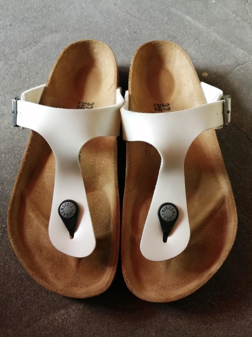 Original Birkenstock Gizeh Pearl Graceful, Women's Fashion, Footwear, & Sandals on Carousell