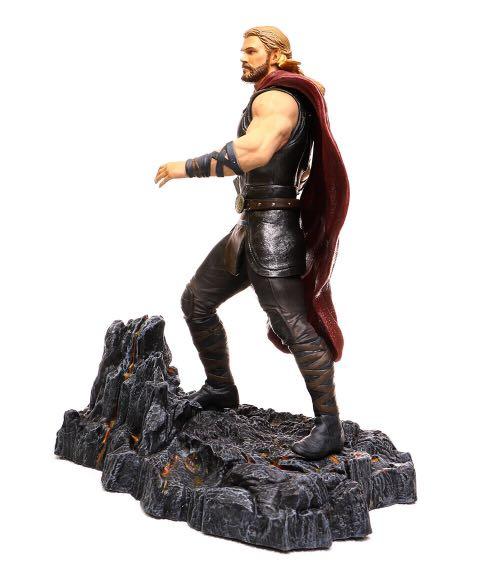 Marvel Gallery Thor Ragnarok Thor Statue