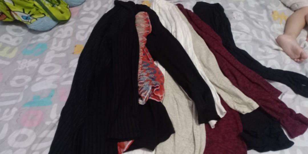 Preloved Cardigan (Category: Coats, Jackets and Outerwear) located in Manila. Submitted by hotflower13 (Listing ID 282519350, Image 1). Description: 7 Pcs Preloved Cardigan Nakastock lng sa cabinet bawas gamit po. Please manage your expectation. Thank you!!! RFS: Decluttering.