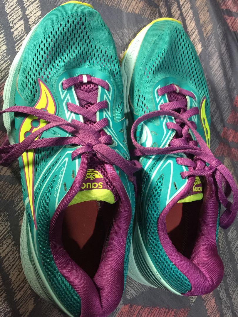 saucony swerve womens