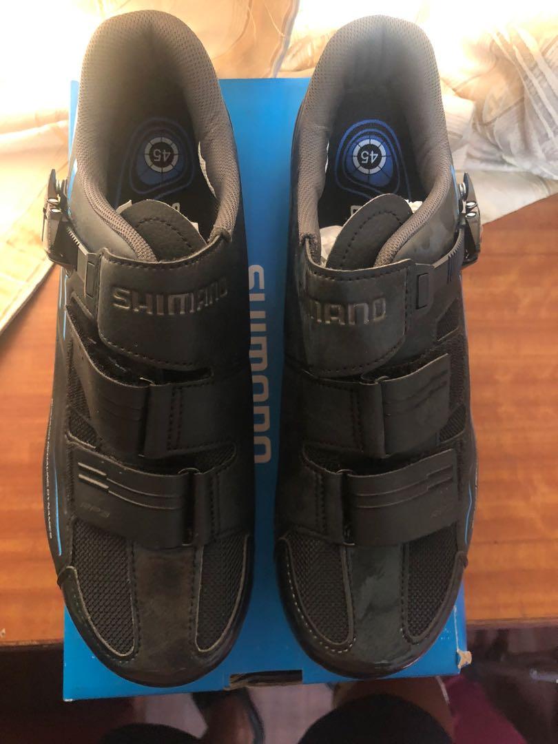 Shimano RP3 Black cycling biking shoe shoes size 45 Sports