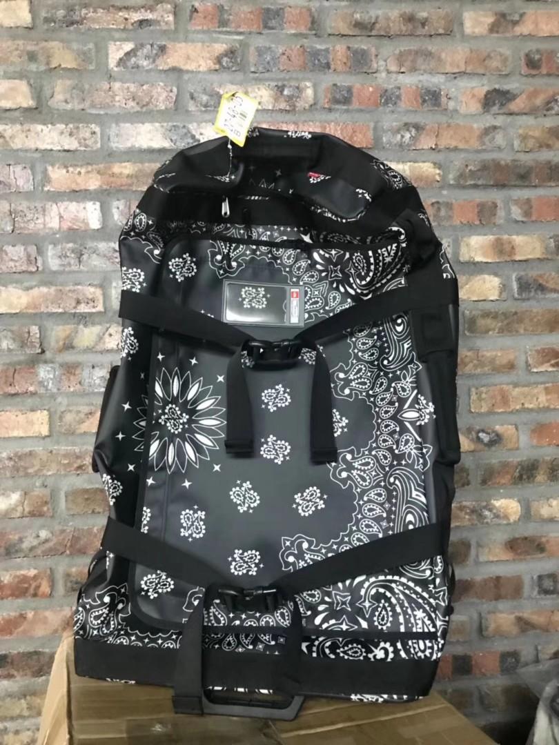 Supreme discount tnf paisley