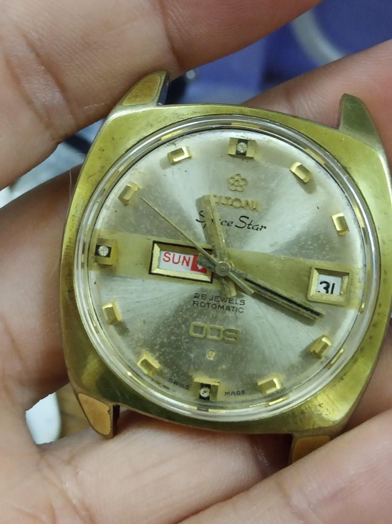 Vintage Titoni space star 009 automatic watch
