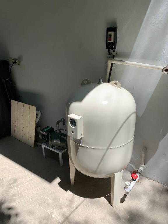 Water Tanks, Water Pumps, Bladder Type EPDM Pressure Tanks ...