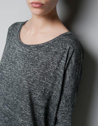 Zara Oversized Knit Short Sleeve Top (Category: Longsleeves) located in Manila. Submitted by una.ph (Listing ID 282583399, Image 1). Description: Brand new medium on tag Style is oversized so it can fit large Can be worn off shoulder - can be easily dressed up or down #zara #zaratop #travelootd #knitwear #knit #knittop #oversizedtop #loosetop #looseknittop #chillyweathertop #coldweathertop #graytop .