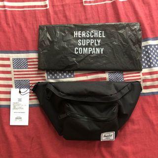 New Herschel Seventeen Full Black