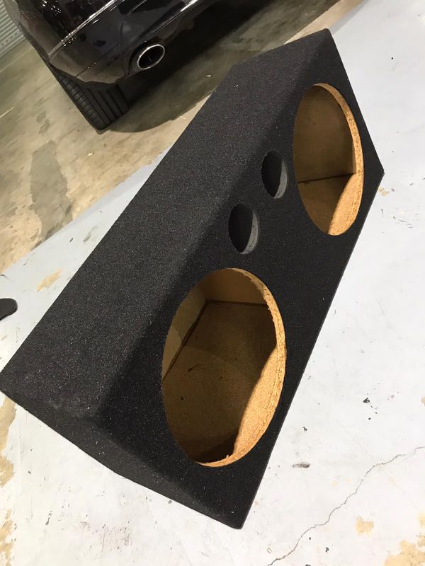 12 inch twin sub box, Car Accessories, Accessories on Carousell