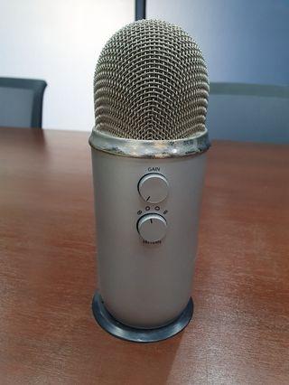 BLUE YETI PRO Microphone for Professional Recording